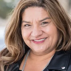 Diana Romero Campbell